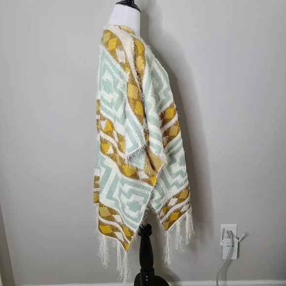 NWT Free People Diamondback Fringe Kimono Cardigan OS - Picture 4 of 7